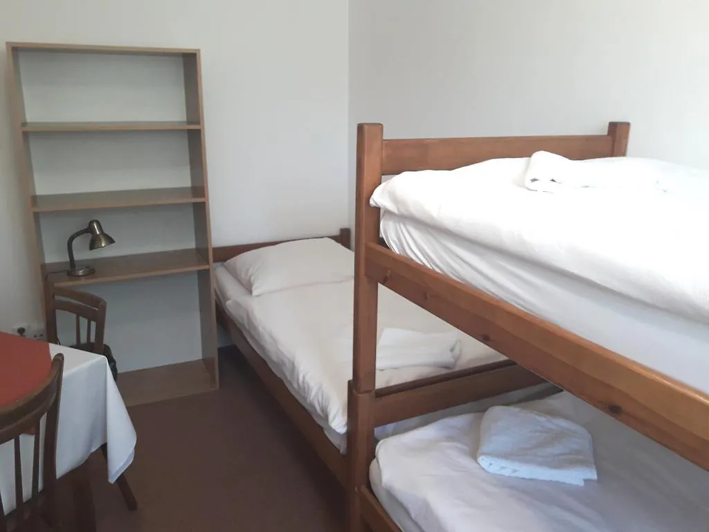 Hostel Sokol Troja Praag 0*,  Tsjechië