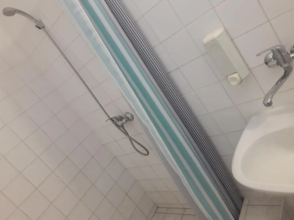 Hostel Sokol Troja Prag 0*,